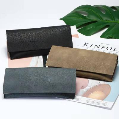 China Custom logo case sunglasesses logo eyeglass pouches fashion color glass pouches portable custom leather case sunglasesses for sale