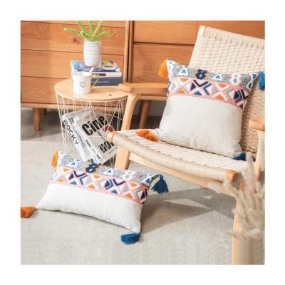 China Wholesale Boho Folded Woven Towel Embroidered Decorative Tile Covers Corner Tassel Cushion Covers for sale