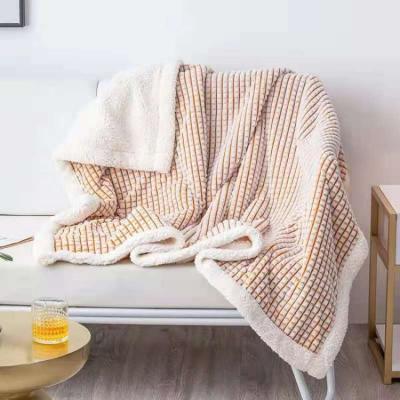 China Super Soft Dyed Modern Baby Folded Solid Color Flannel Solid Color Design 100 Polyester Throw Blanket Plush Sofa Blanket for sale