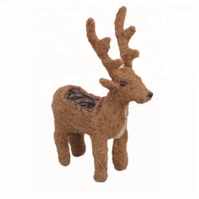 China Europe Rattan Reindeer Rattan Flower Pot Christmas Animal Party Planter for sale