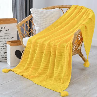 China Fashion PORTABLE Cape Knitted Blanket Home Blanket With Tassel To Thicken Sofa Office Warm Blanket for sale