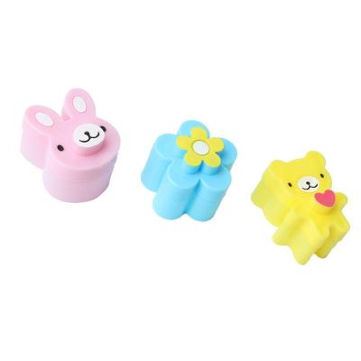 China Features Disposable Japanese Kawaii Style Mini Sandwich Cutters for sale