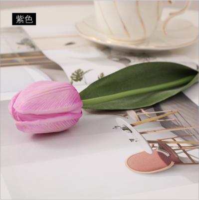 China Wholesale Natural PU Real Touch Single Stem Tulip Artificial Touch Tulip Flower Leaves Wedding Home Decor for sale