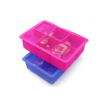 China 6 Viable Reusable Stackable Non-Toxic Cube Silicone Ice Trays for sale