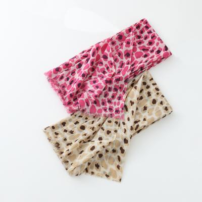 China Latest Wool Winter Lady's Leopard Woven Stole Printed Wool Scarf Shawl for sale