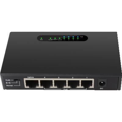 China Port POE 4 POE Network Switch with 1 Port Uplink POE Switch 10/100Mbps for sale