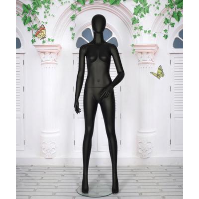 China Eco-friendly Wholesale Plastic PP Full Body Black Lady Mannequin Female For Display for sale