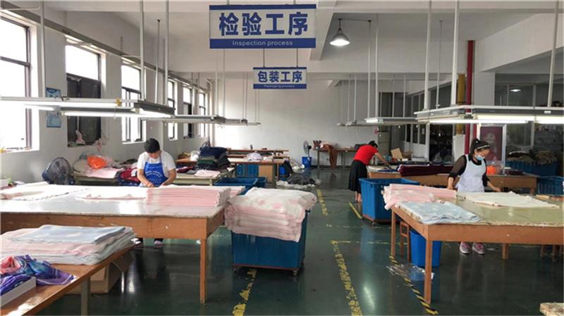 Verified China supplier - Xinchang County Longxiang Textiles Co., Ltd.