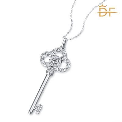 China FASHIONABLE Moissanite White Silver Shamrock Key Chain Claw Setting Pendant Necklace for sale