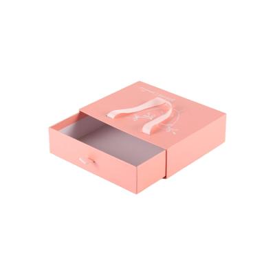 China Recycled Materials Custom Logo Printed Cardboard Paper Luxury Drawer Packaging Sliding Gift Box With Ribbon Handle for sale