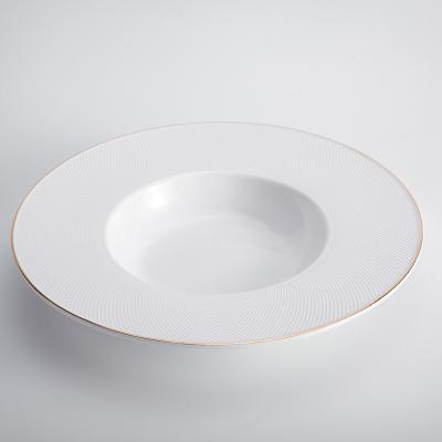 China 28cm Hotel Porcelain Gold Rim Deep Pasta Plates For Viable Wedding for sale