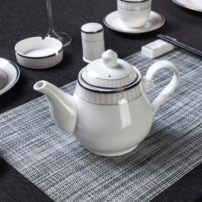 China Viable Wedding Feast Five Star Table Hotel Table Dinner Set Bone China Ceramic Restaurant Teapot for sale