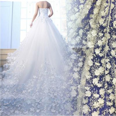 China Sustainable Luxury 3D Flower Heavy Beads Applique Bridal Dress Lace Fabric for sale