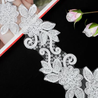 China Yanzi Sustainable Fashion French Chemical Wedding Lace Trim Lace Fabric , Dress Border Embroidered Lace Trim for sale