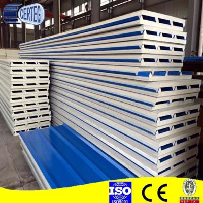 China 950mm Corrugated Colored Polyurethane Foam Wall / Roof Sandwich Panel for sale