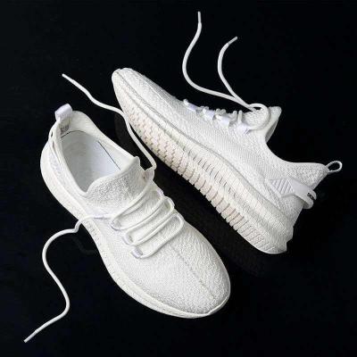 China Summer Autumn New Breathable Mesh Fashion Trend Sports Shoes Korean Fashion Sneakers Soft Lightweight Casual Running Shoes for sale