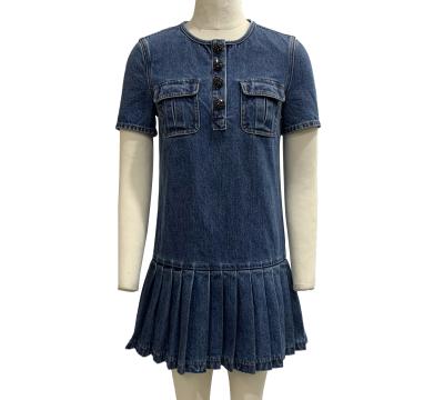 China Classic Crew Neck And Short Sleeves Denim Dress For A Timeless Look for sale