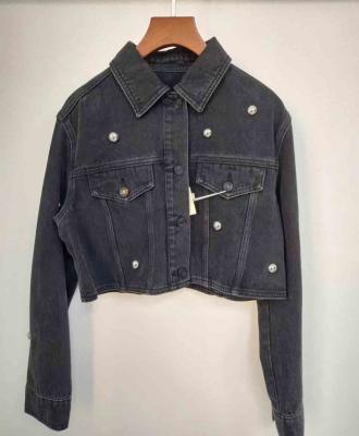 China Vintage Elegance Cropped Denim Jacket Trendy Edgy Look For Various Outfits for sale