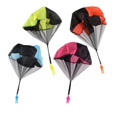 China Fuuny Hot Sale Hand Parachute Mini Solider Outdoor Sport Launch Flight Toys Educational Toys For Children for sale