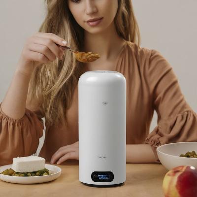 China Compatível de tamanho Smart Pet Feeder personalizado com cronometragem / funções de alimentação remota à venda