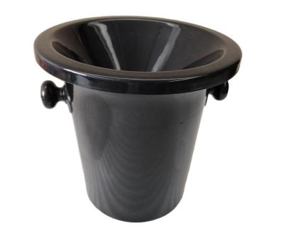 China 2021 Classic Viable Plastic Wine Spittoon Cooler Ice Buckets For Tasting Room With Ice for sale