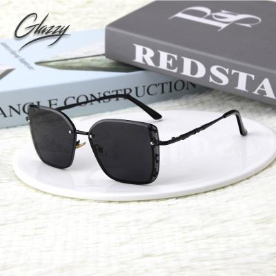 China 2021 Oversized Fashion Sun Glasses Metal Frame Sunglasses Women Men Sunglasses Trendy Unique Sunglasses for sale