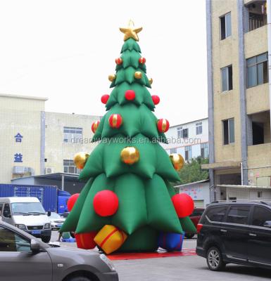 China Christmas Decoration Giant Inflatable Christmas Tree , Inflatable Christmas Tree With Led Lights For Decoration for sale