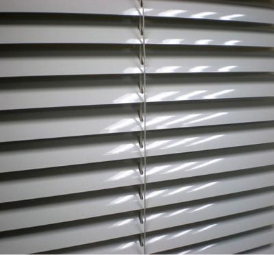 China Wholesale Custom Venetian Exterior 50mm Aluminum Exterior Roller Price Manufacturer Venetian Slats Window Blinds for sale