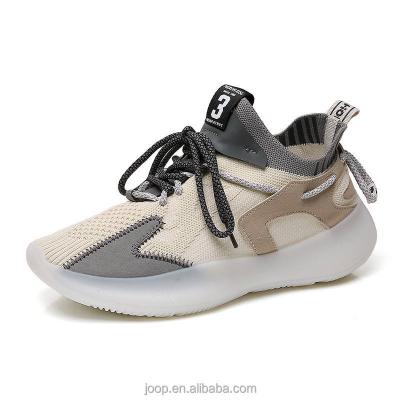 China Wholesale Fashion Trend Lightweight Anti-slippery Men's Shoes Sports Casual Sneakers for sale