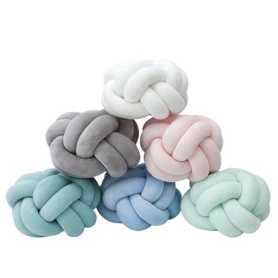 China Sustainable Pure Hand Braided 2 Strands Knot Pillows Colorful Kids Velvet Knot Pillow for sale