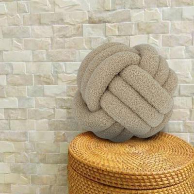 China Custom Made Viable Cushion Popular Design Knot Knot Loop Knot Braided Pillow for sale