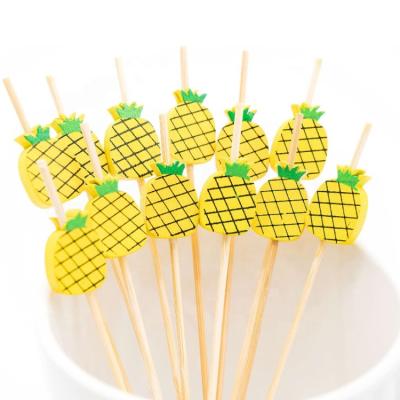 China Disposable Yellow Pineapple Cocktail Bamboo Picks Cupcake Fruit Appetizers Drinks Spit Sticks 4.7