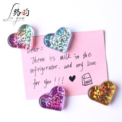 China Shape 25*30mm Cute Heart Shape 3d Glitter Heart Glitter Paper Biplane Glass Fridge Magnet For Souvenir for sale