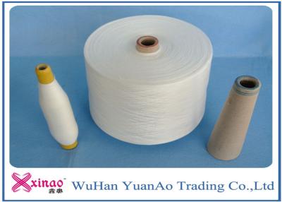 China Polyestergaren Productieproces 100% Gesponnen Polyester Naaiende Draad Te koop