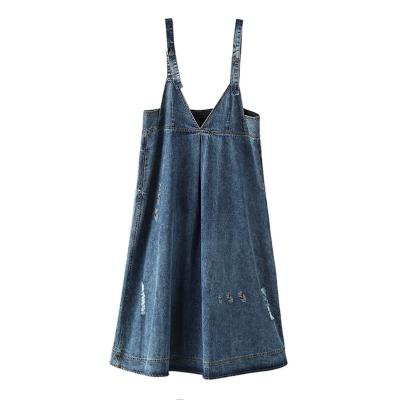 China Breathable Wide Loose Literary Pocket Double Back Leisure Long Denim Ladies Skirt for sale