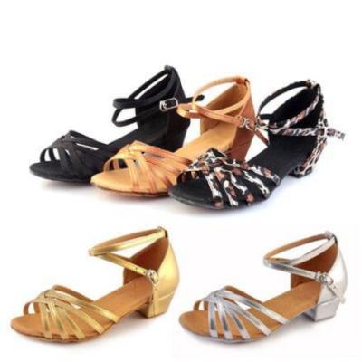 China Latin Dance Shoes Classic Ballroom Party Practice Performance Sandals For Girls And Women UL200515001 for sale