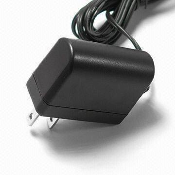 China 3V to 12VV, 1.0A Portable Adaptor, Light and Handy, with Alternative Version KTEC AC Adapter for sale