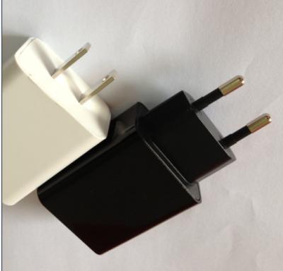 China Smart Phone Travel Power Adapters , Travel Plug Adapters White Color for sale