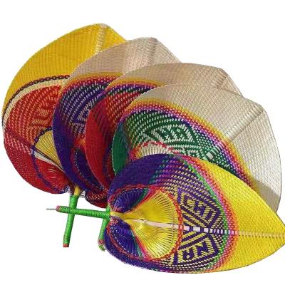 China 2021 Cheap Custom Chinese Factory Eco-friendly Rattan Hand Fan Palmette Weaving Straw Natural Fiber Hand Woven Bamboo Rattan Hand Fans for sale