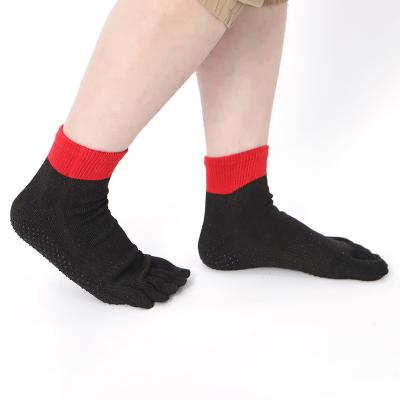 China OEM Level 5 Anti Cut Protective Anti Cut Toe Sock With Bottom Dotted Silicone For Outdoor Activity for sale