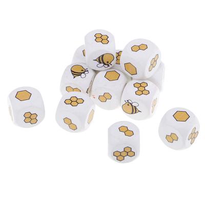 China Dnd Wooden Dice Wholesale Custom Natural Wood Gold Toys Board Games Round D12 Corner Bulk Dice Tray Wood for sale