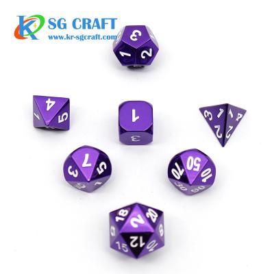 China Custom Polyhedral Spindown Gaming D20 Gaming DND Logo 16mm Rotating Screen Printing Hologram Metal Dies Shiny Plating Purple Set for sale