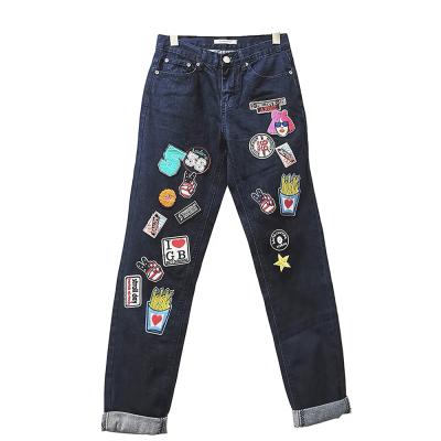 China Latest Sustainable Clothes Embroidery Patch Jeans Womens Jeans Ladies Pants Womens Jeans for sale