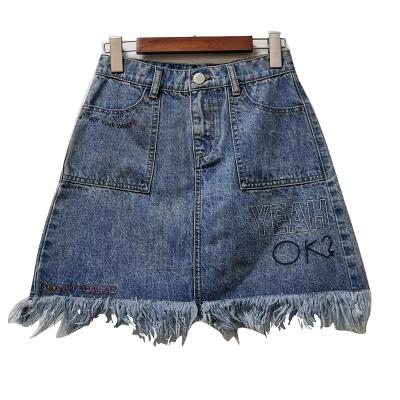 China New viable fashion ladies skirt WITH POCKET FRINGED EDGE denim skirt embroidered ladies women denim skirt for sale