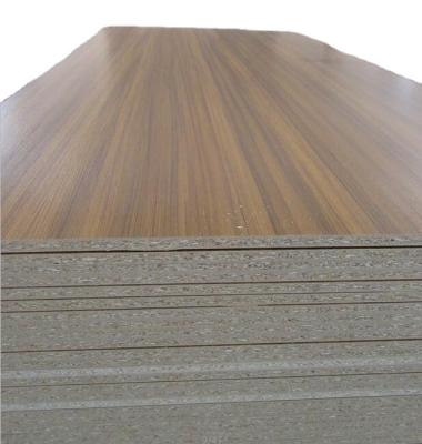 China Modern Wood Grain 4*8 18mm Waterproof Melamine Faced Chipboard for sale