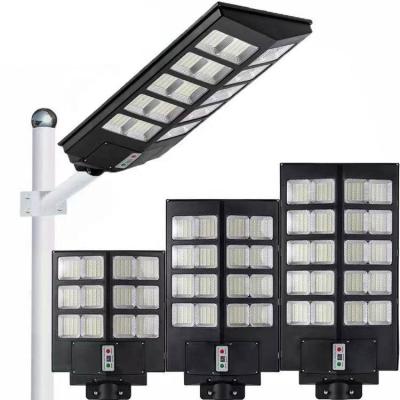 China ROAD KIMHI Cheap prices of solar street lights 180W 240W 300w solar power street light outdoor for sale