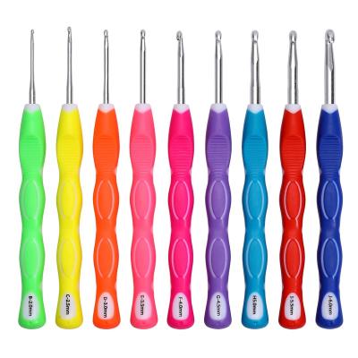 China Aluminum Hooks + TPR Handle New Design 9 Pcs/Set 2.0-6.0 mm Weaving Loom Tools Soft Handle Ergonomic Colorful TPR Hook Hook Set for sale