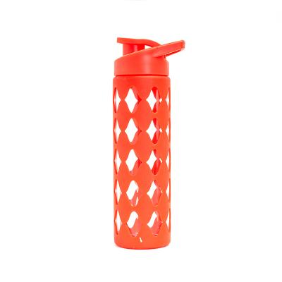 China New design bpa sustainable outdoor sports free glass water bottle with silicone sleeve for sale