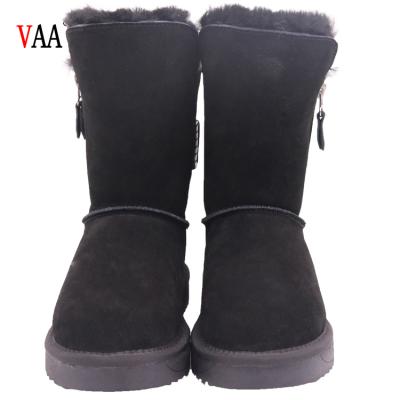 China Free Samples Snow Boot 2020 High Quality Winter Ladies Winter Boots Women Low Price Snow Shoes Sheepskin Boots for sale