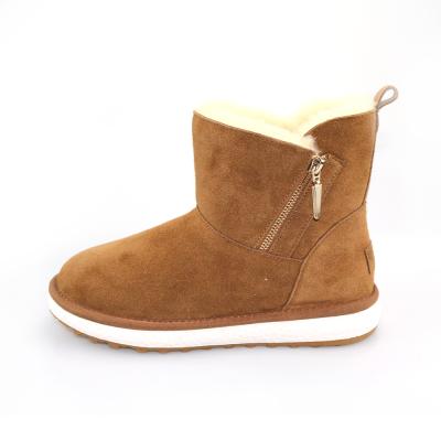 China Fashion Trend Chain Style Ankle Bootie Sheepskin Genuine Leather Boots for sale